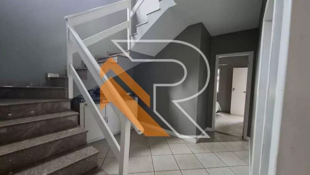 Casa, 5 quartos, 206 m² - Foto 2