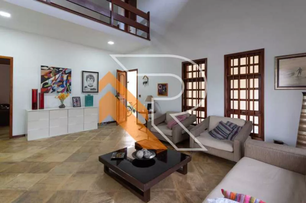 Casa à venda com 5 quartos, 300m² - Foto 3