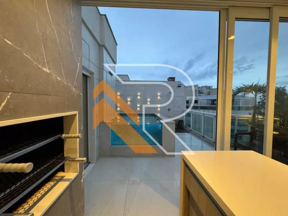 Cobertura, 3 quartos, 211 m² - Foto 14