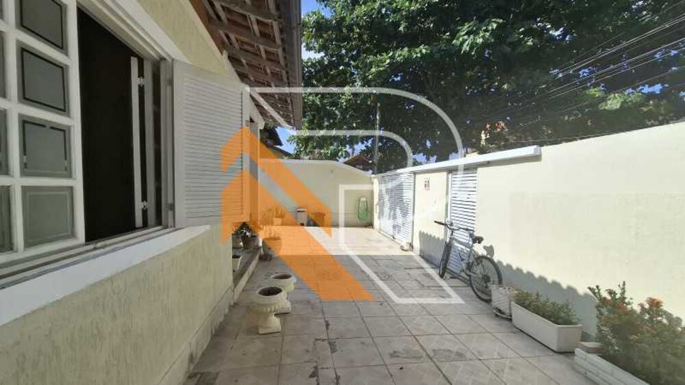 Casa, 6 quartos, 235 m² - Foto 27