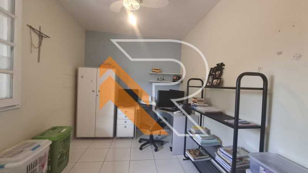 Casa, 6 quartos, 235 m² - Foto 4