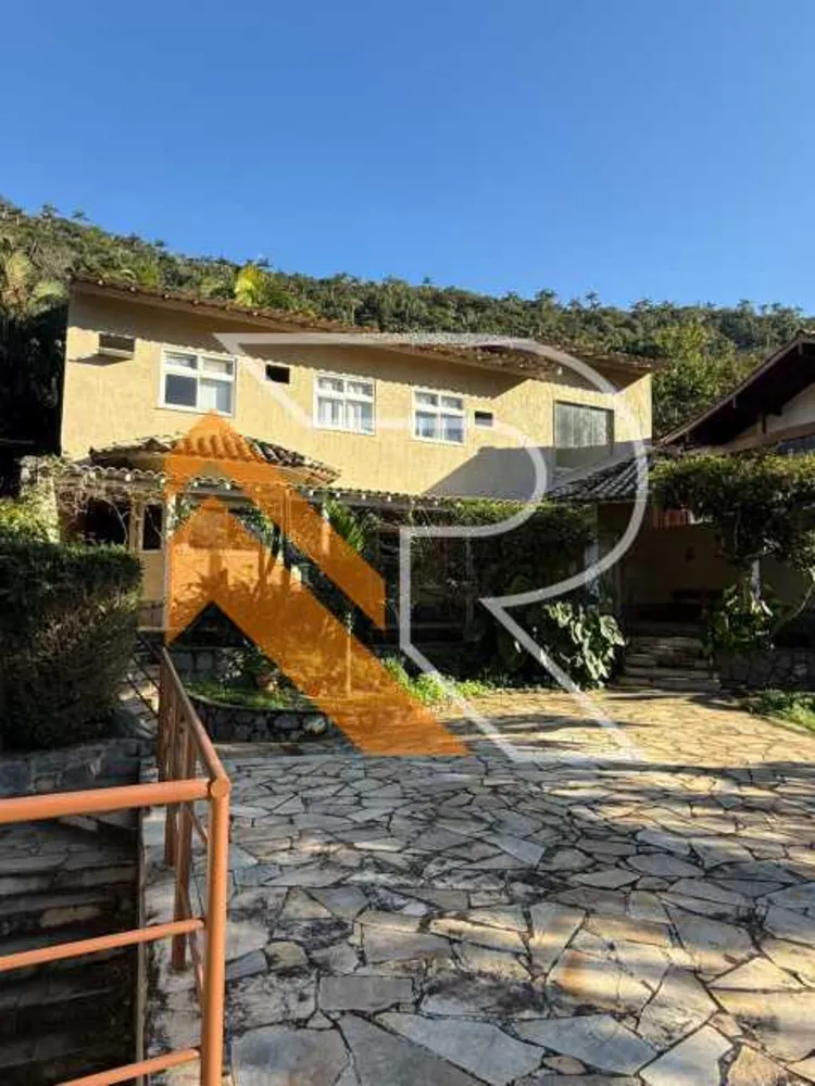 Casa, 3 quartos, 331 m² - Foto 2