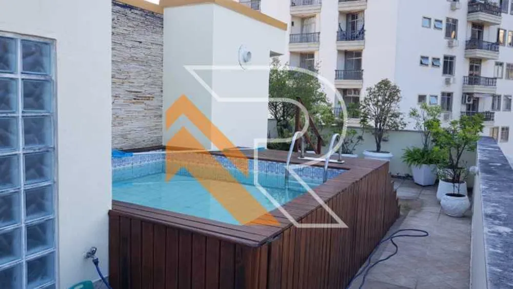 Cobertura, 3 quartos, 200 m² - Foto 1