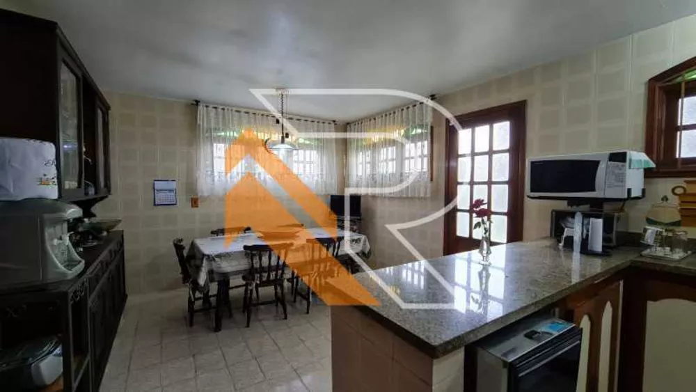 Casa, 4 quartos, 300 m² - Foto 9