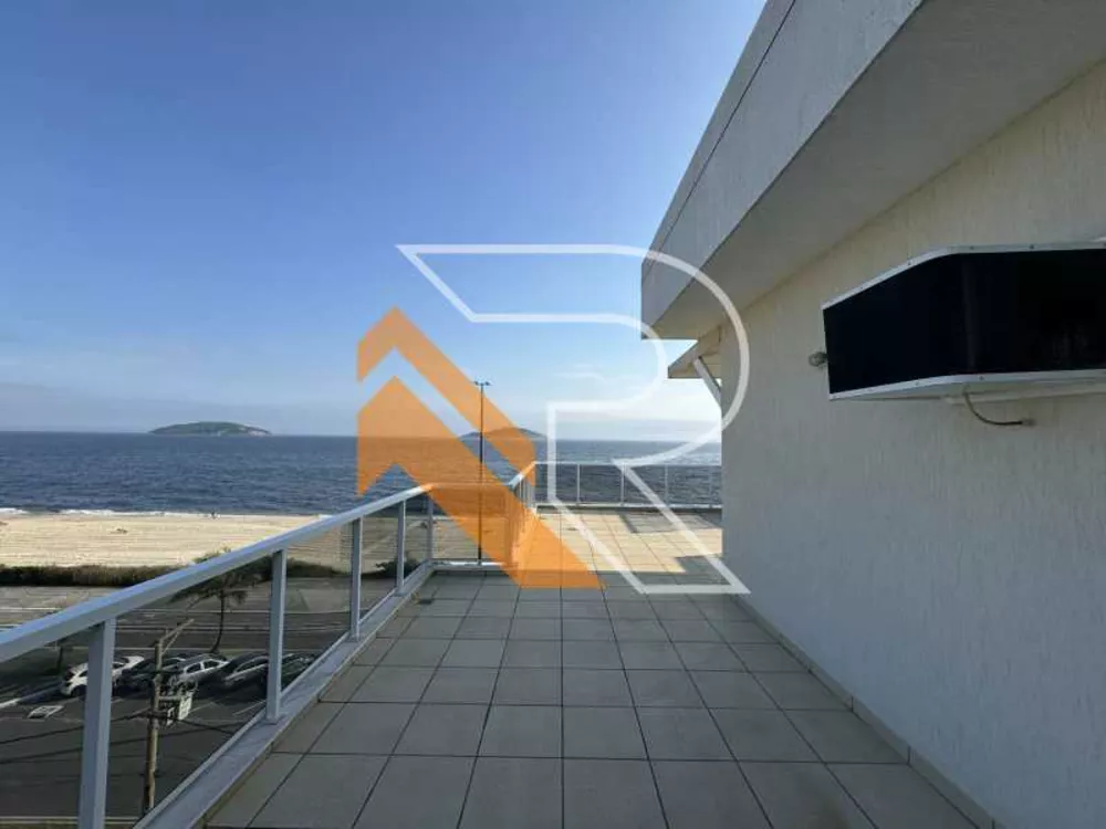 Cobertura, 3 quartos, 130 m² - Foto 1