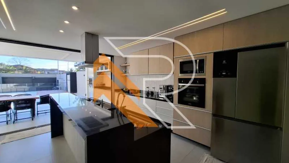 Casa, 4 quartos, 203 m² - Foto 13