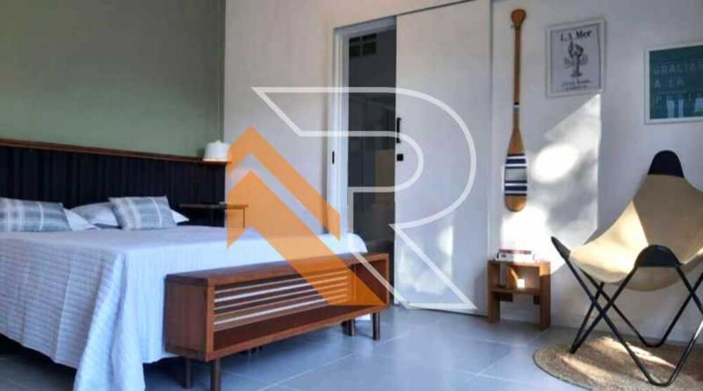Casa, 4 quartos, 244 m² - Foto 2