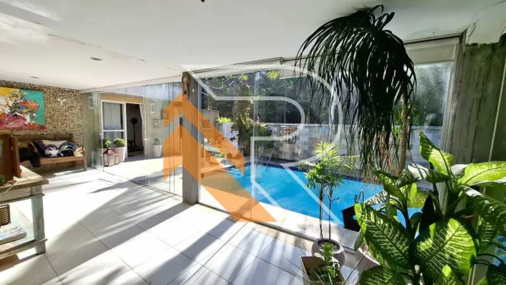 Casa, 5 quartos, 350 m² - Foto 1