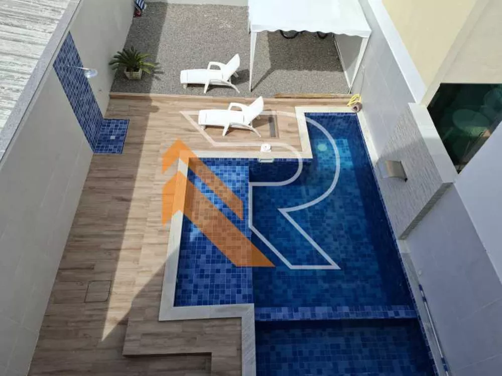 Casa, 7 quartos, 294 m² - Foto 2