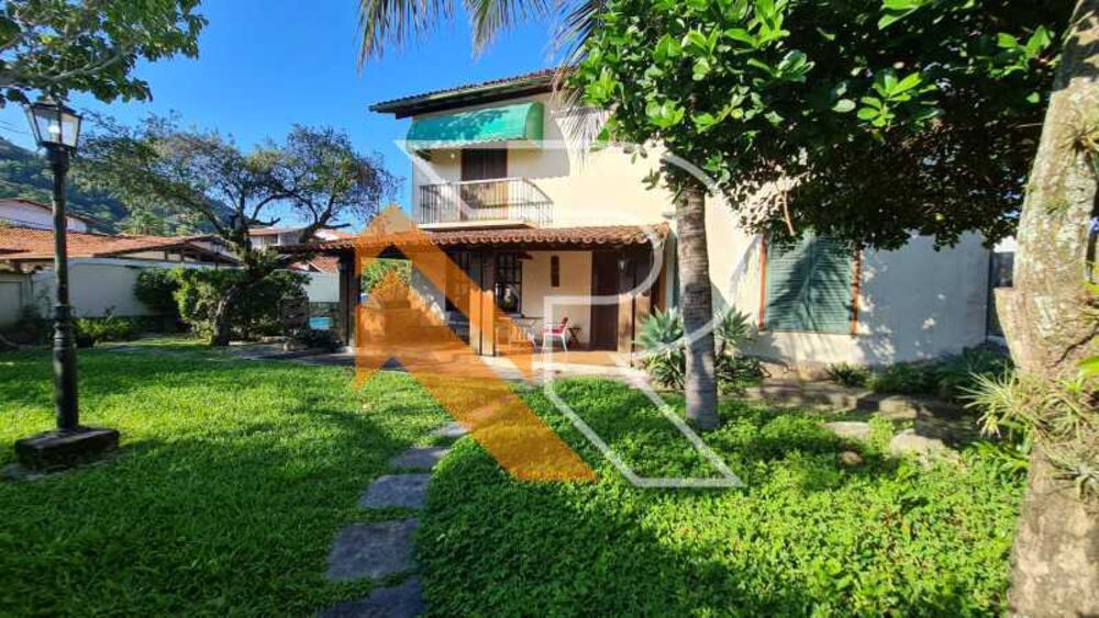 Casa à venda com 4 quartos, 251m² - Foto 4