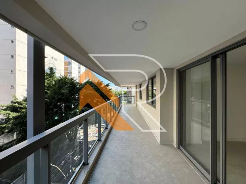 Apartamento, 3 quartos, 145 m² - Foto 1