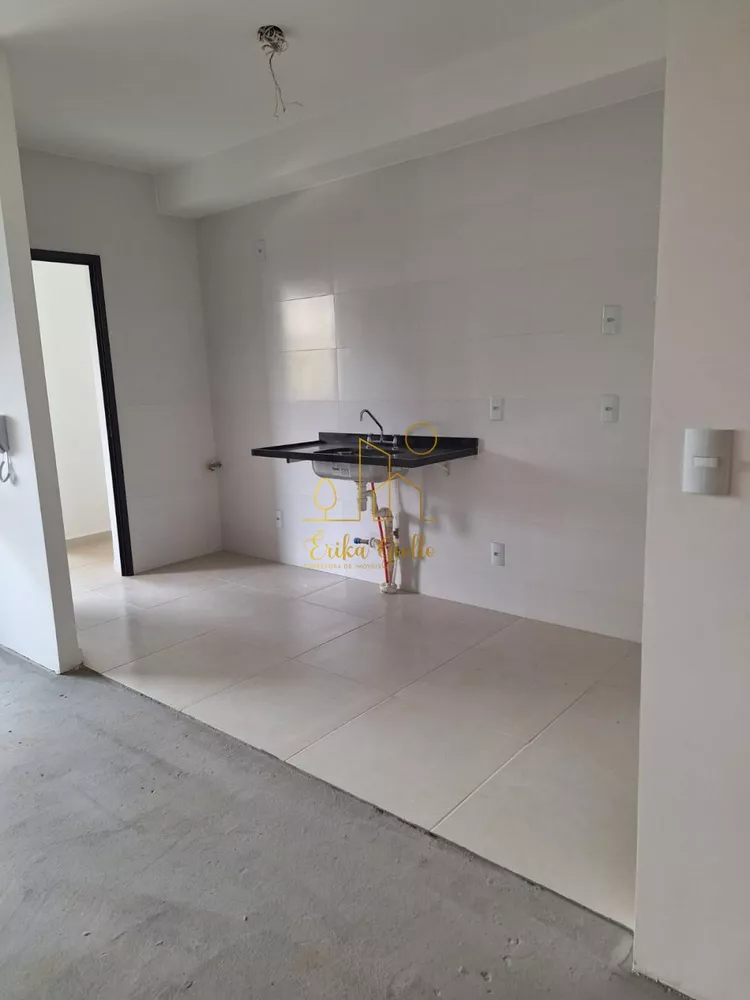 Apartamento à venda com 3 quartos, 105m² - Foto 4