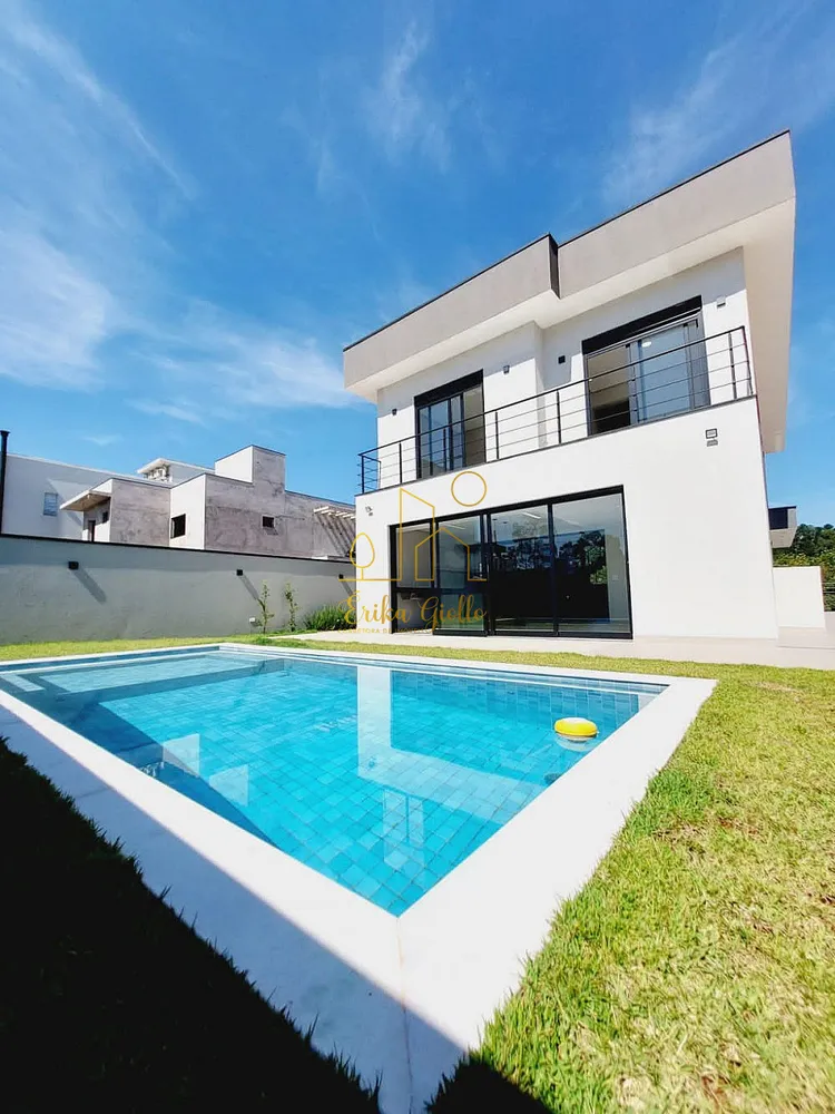 Casa, 3 quartos, 266 m² - Foto 1