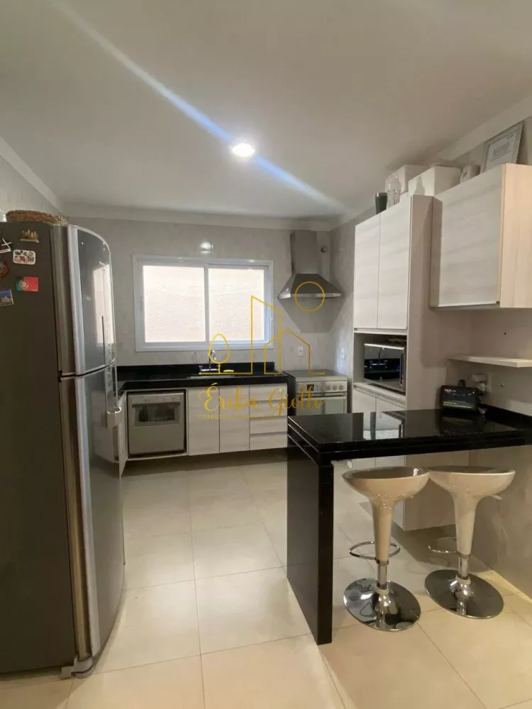 Casa à venda com 3 quartos, 160m² - Foto 3