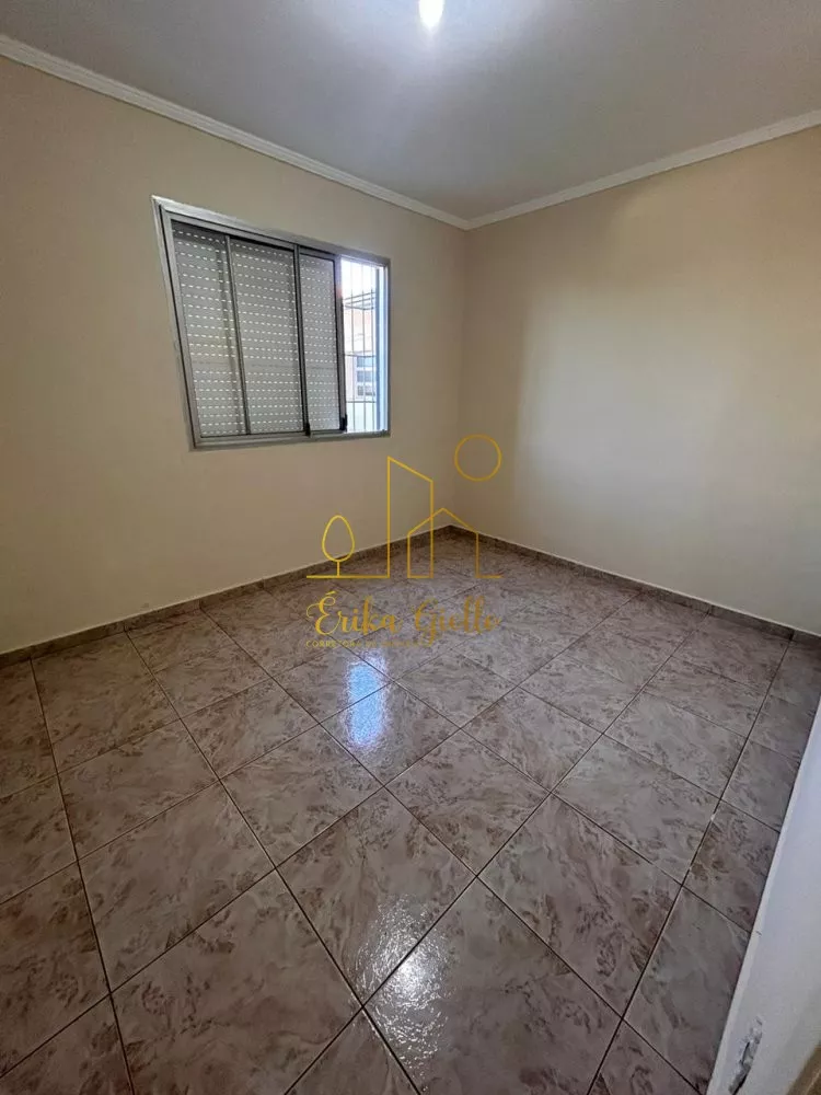 Casa à venda com 2 quartos, 67m² - Foto 4