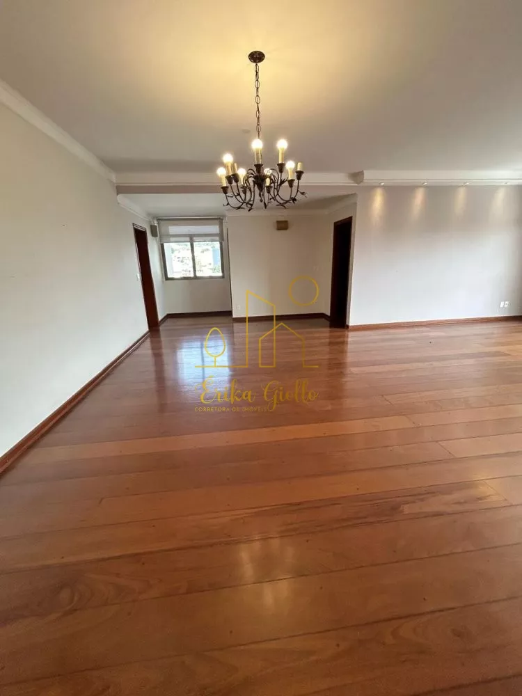 Apartamento à venda com 3 quartos, 235m² - Foto 2