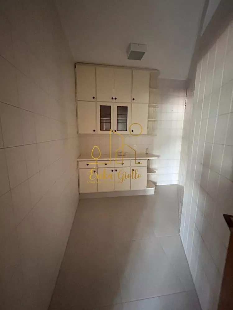 Apartamento à venda com 3 quartos, 235m² - Foto 7