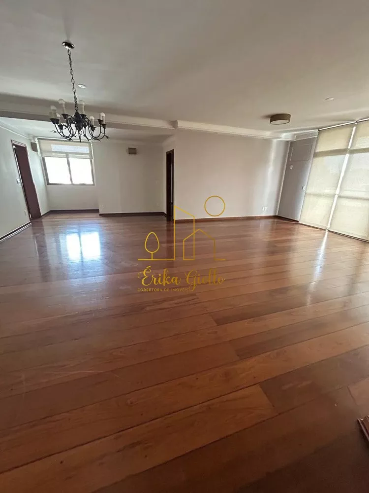 Apartamento à venda com 3 quartos, 235m² - Foto 3