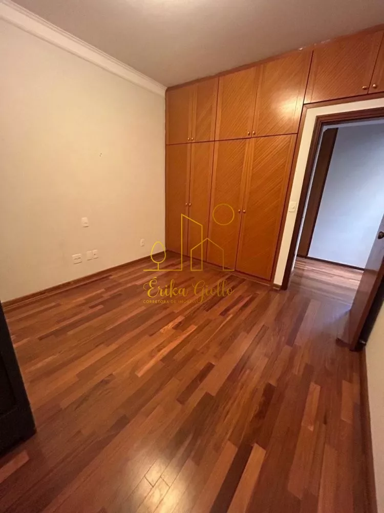 Apartamento à venda com 3 quartos, 235m² - Foto 11