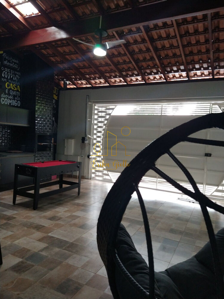 Casa à venda com 2 quartos, 125m² - Foto 4