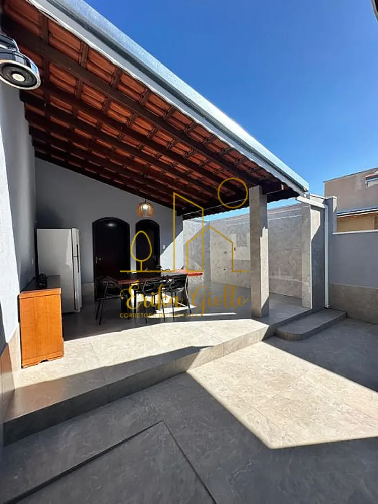 Casa, 3 quartos, 194 m² - Foto 1