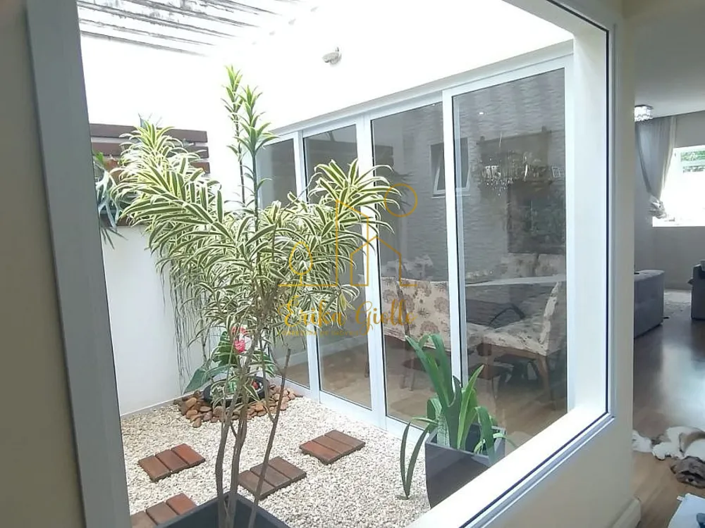 Casa, 3 quartos, 219 m² - Foto 3