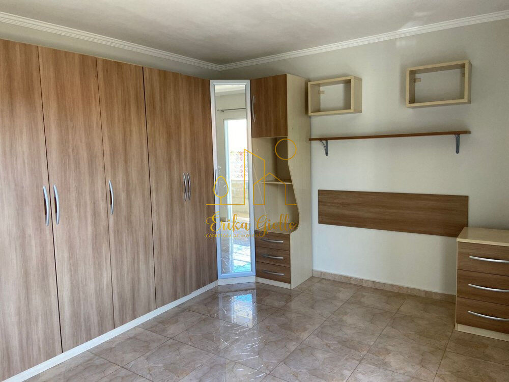 Casa à venda com 2 quartos, 182m² - Foto 11