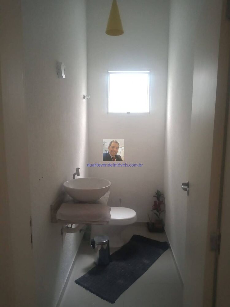 Casa à venda com 3 quartos, 182m² - Foto 3