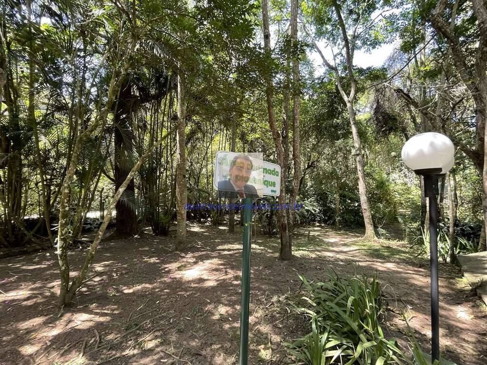Casa de Condomínio à venda com 1 quarto, 204m² - Foto 2