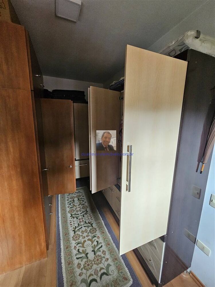 Casa de Condomínio à venda com 1 quarto, 204m² - Foto 1