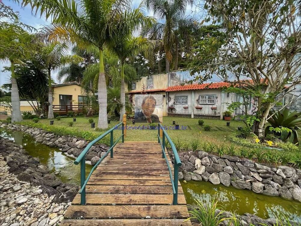 Casa à venda com 4 quartos, 800m² - Foto 11
