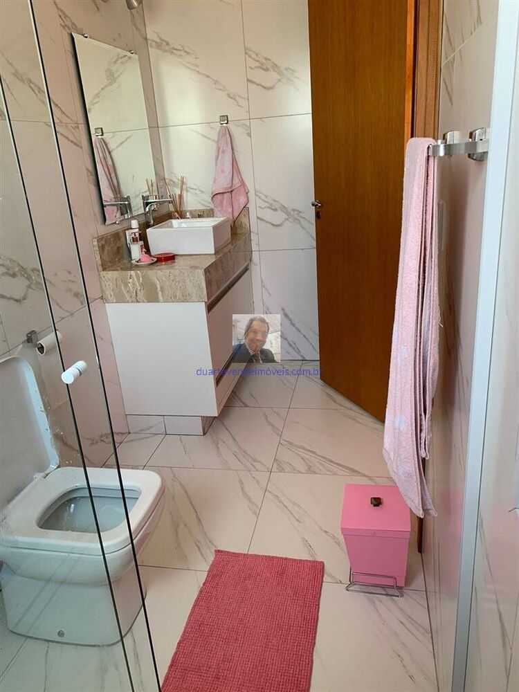 Casa, 4 quartos, 297 m² - Foto 1