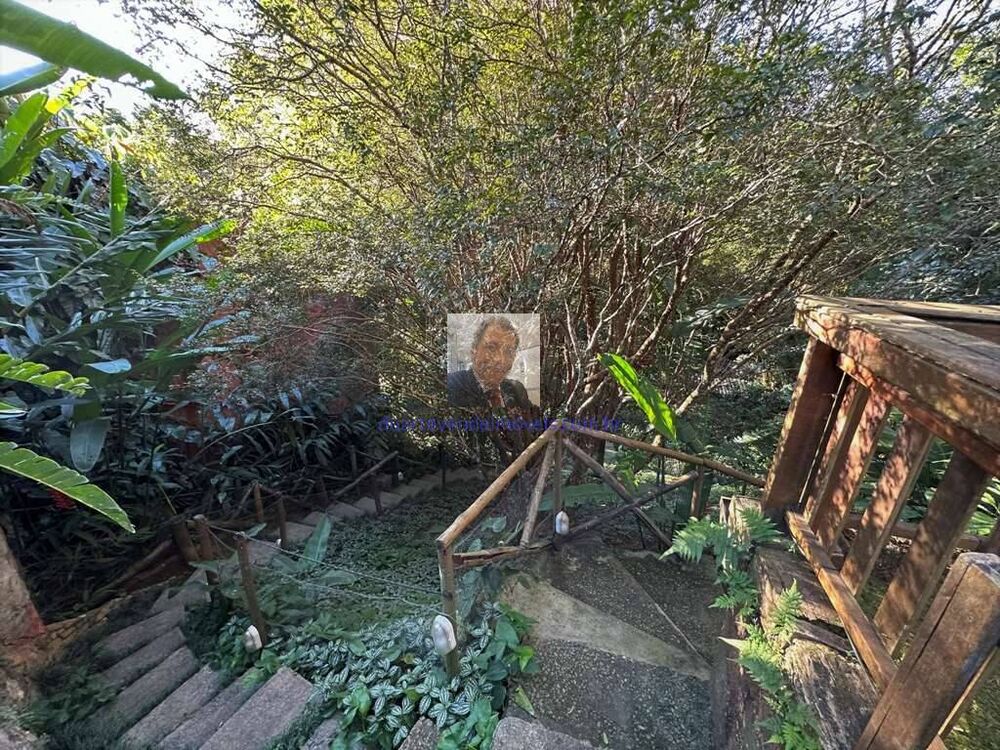 Casa à venda com 5 quartos, 334m² - Foto 5