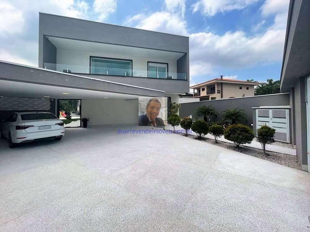 Casa à venda com 4 quartos, 883m² - Foto 1