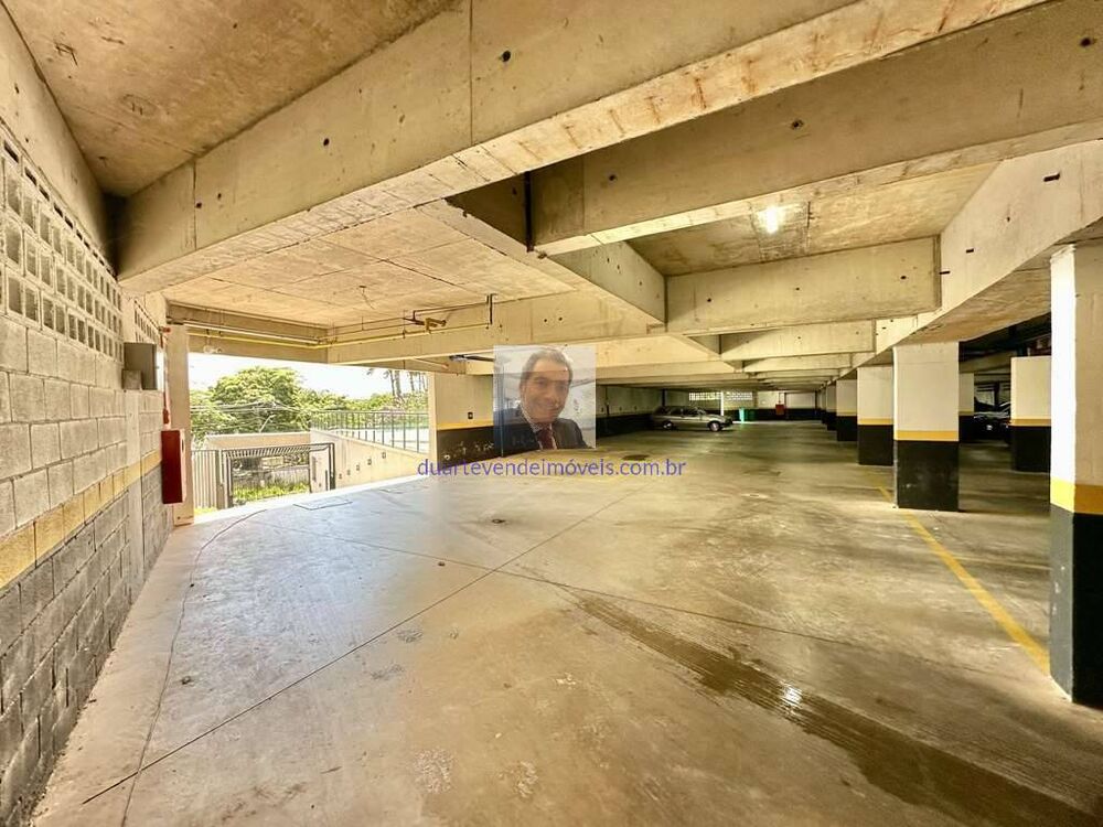 Casa à venda com 2 quartos, 169m² - Foto 2