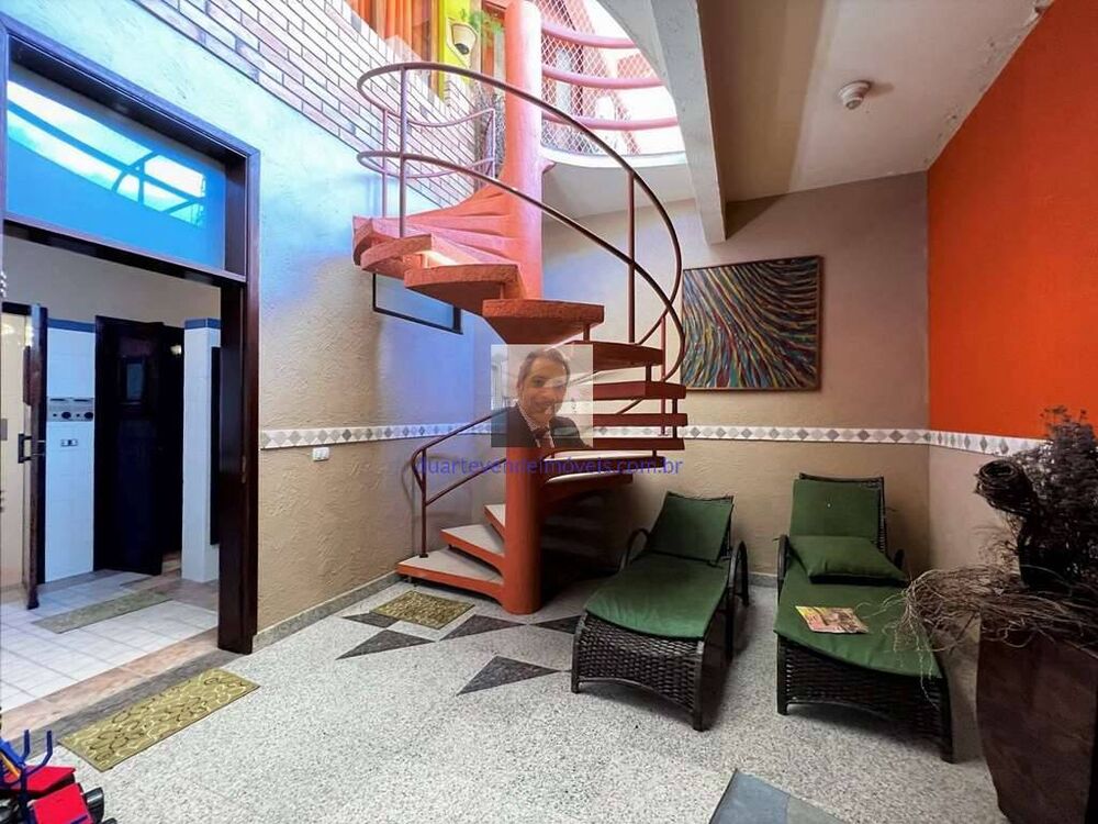 Casa, 5 quartos, 1333 m² - Foto 3