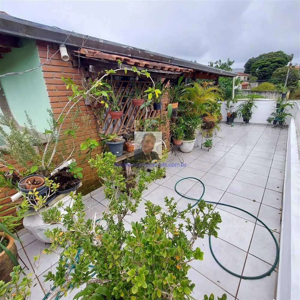 Casa, 3 quartos, 228 m² - Foto 2