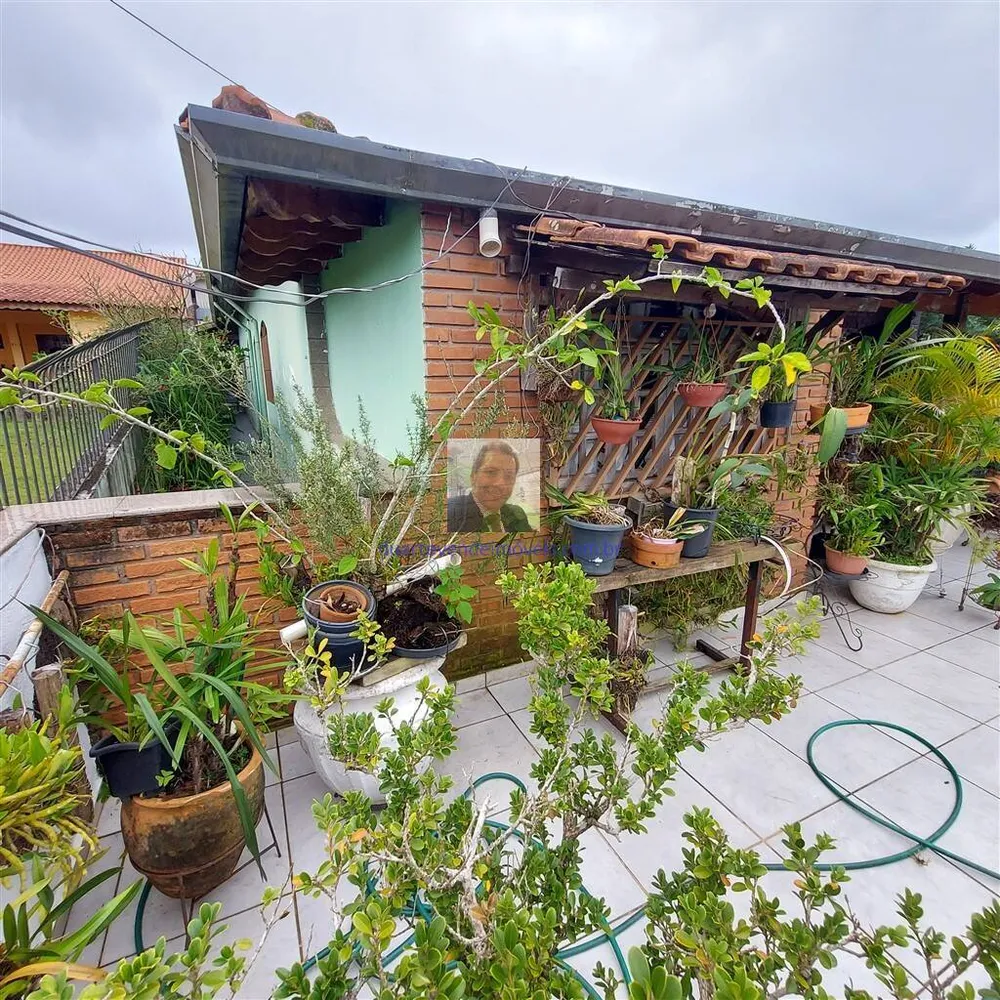 Casa, 3 quartos, 228 m² - Foto 3