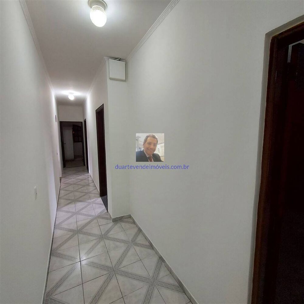 Casa, 3 quartos, 228 m² - Foto 3
