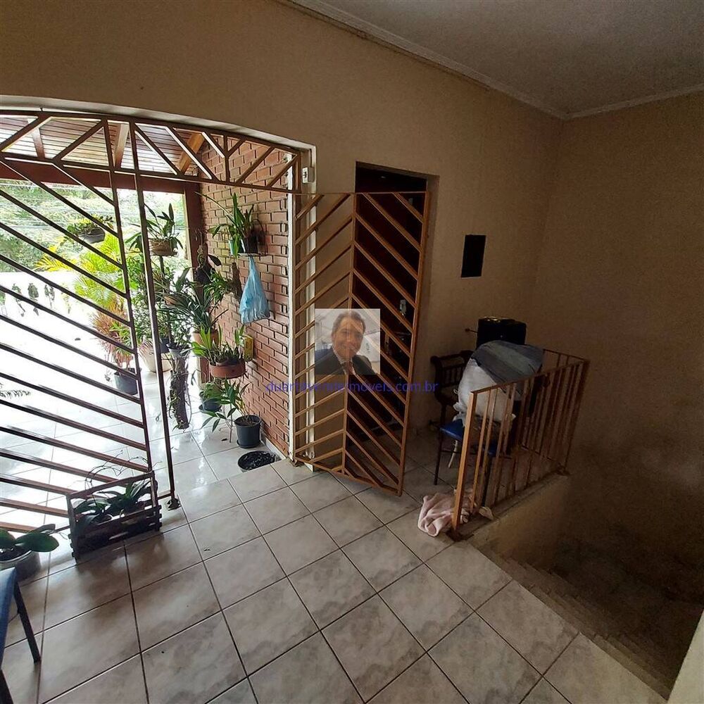 Casa, 3 quartos, 228 m² - Foto 4