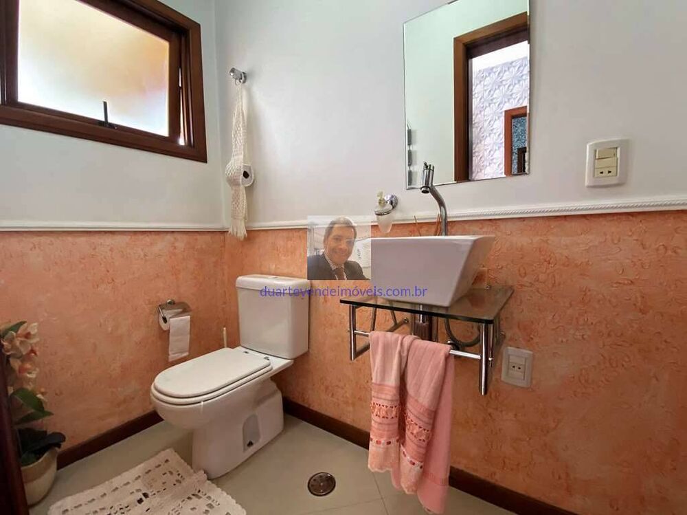 Casa, 3 quartos, 361 m² - Foto 1