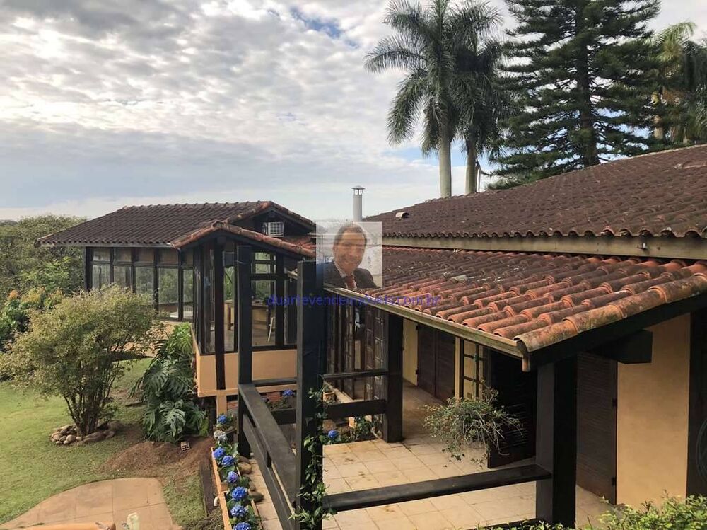 Casa à venda com 3 quartos, 532m² - Foto 1