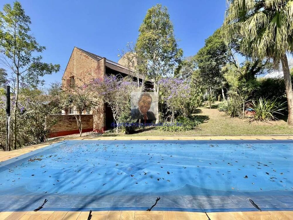 Casa de Condomínio à venda com 3 quartos, 450m² - Foto 3
