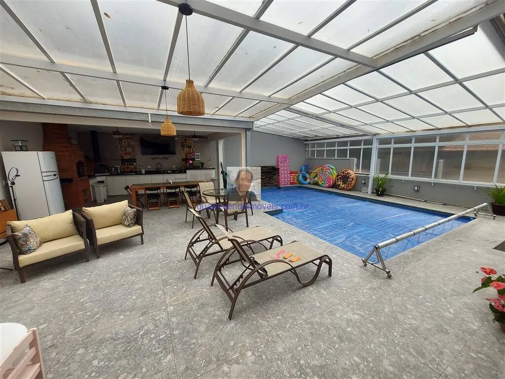 Casa, 3 quartos, 335 m² - Foto 1