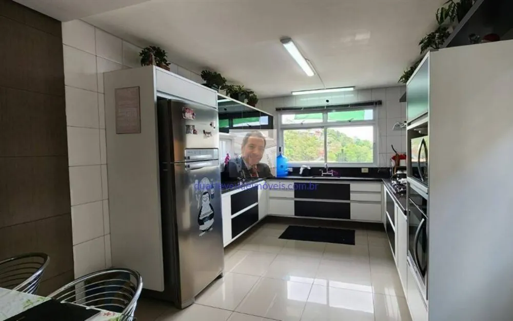 Casa, 3 quartos, 244 m² - Foto 8