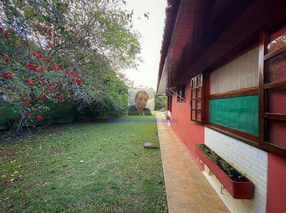 Casa, 3 quartos, 285 m² - Foto 1