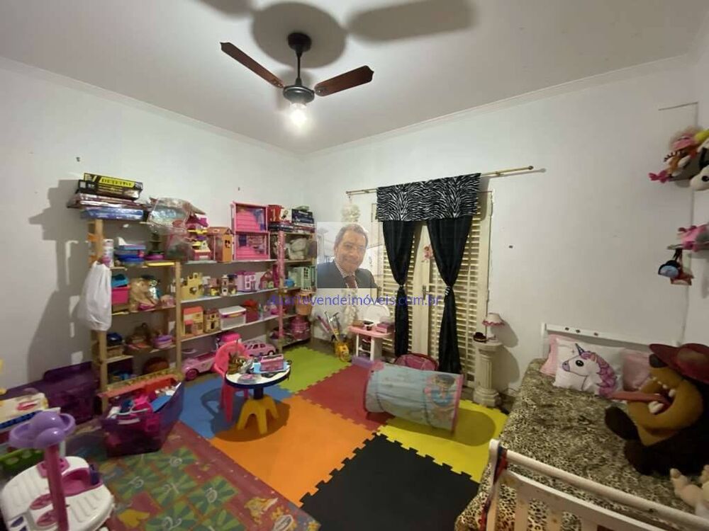 Casa à venda e aluguel com 4 quartos, 780m² - Foto 8
