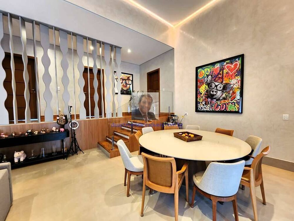 Casa de Condomínio à venda com 3 quartos, 303m² - Foto 4