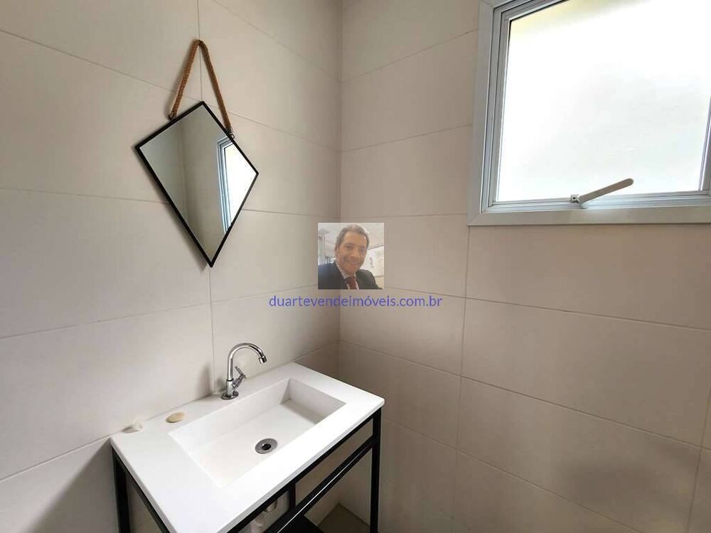 Casa de Condomínio à venda com 3 quartos, 303m² - Foto 2