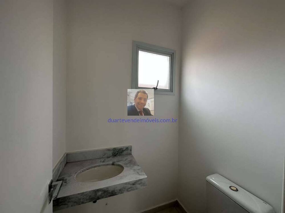 Casa à venda com 2 quartos, 65m² - Foto 2